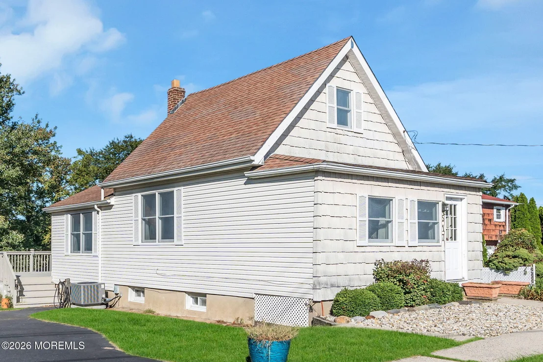 Photo of 517 Line Road
