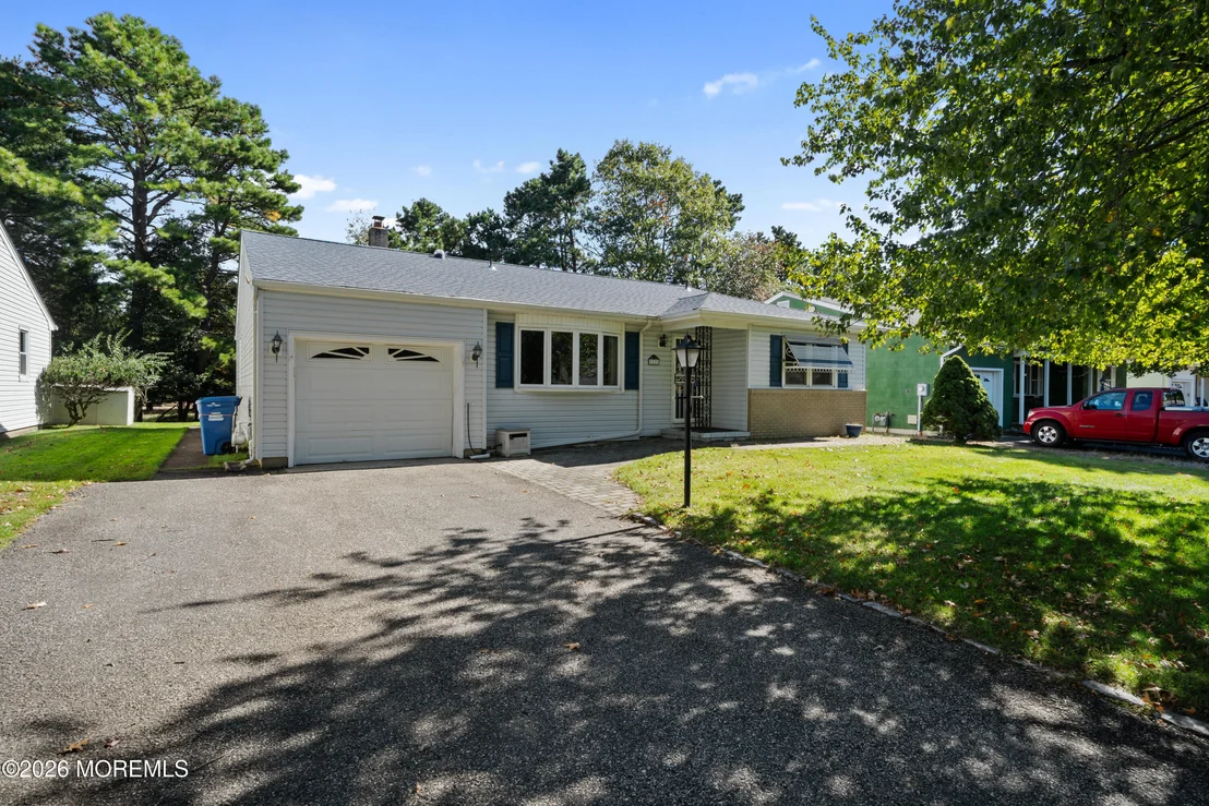 Photo of 92 Castleton Drive