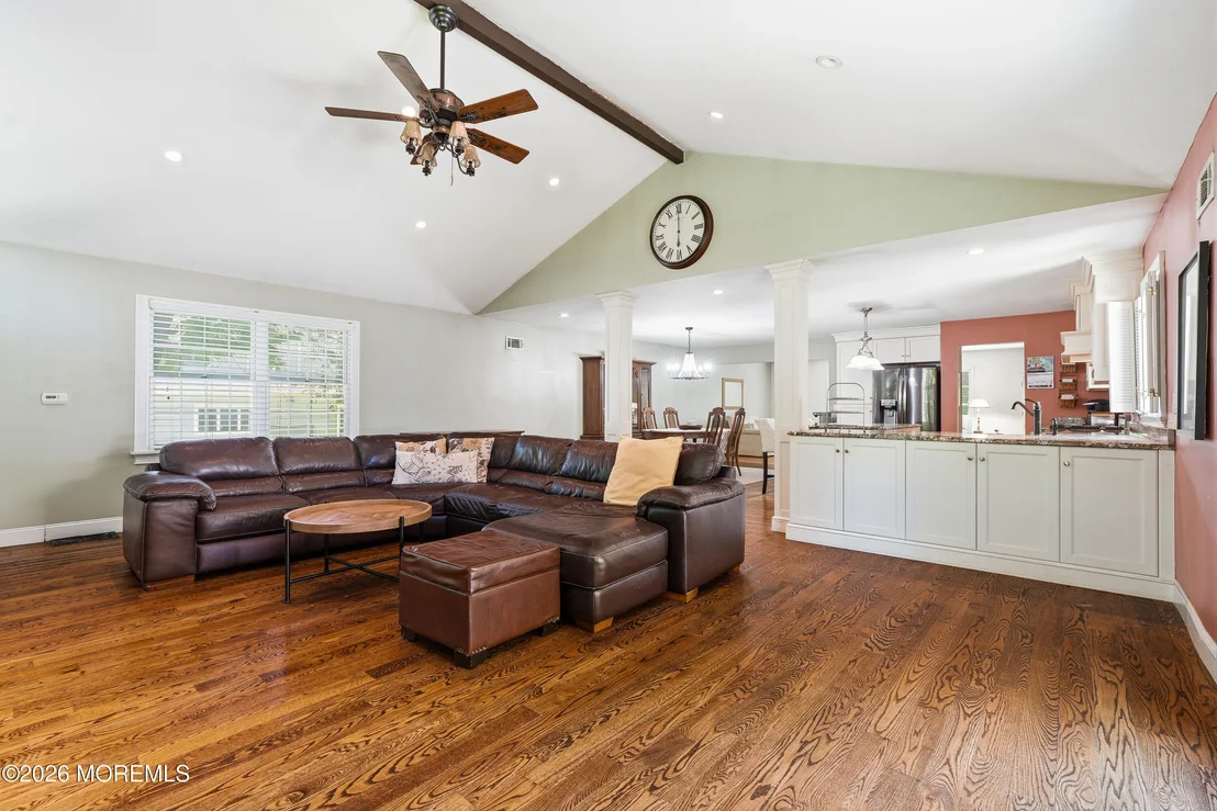 Photo of 558 Green Lane