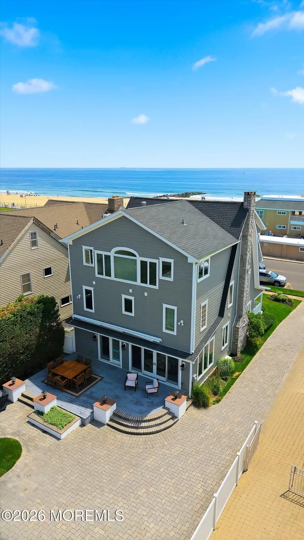 Photo of 2007 Ocean Avenue N