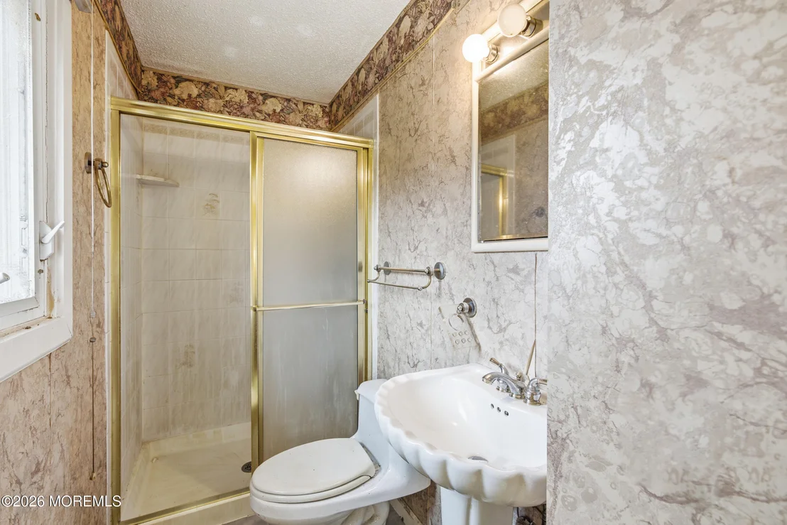 Photo of 652 Brookside Drive