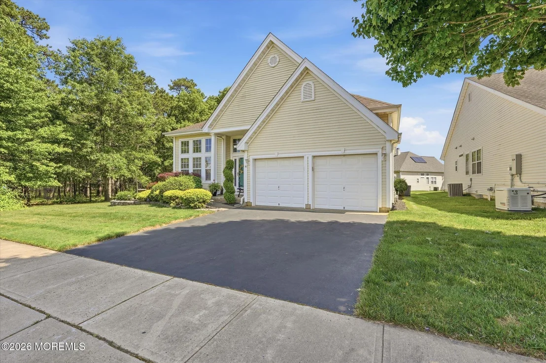 Photo of 112 Mirage Boulevard