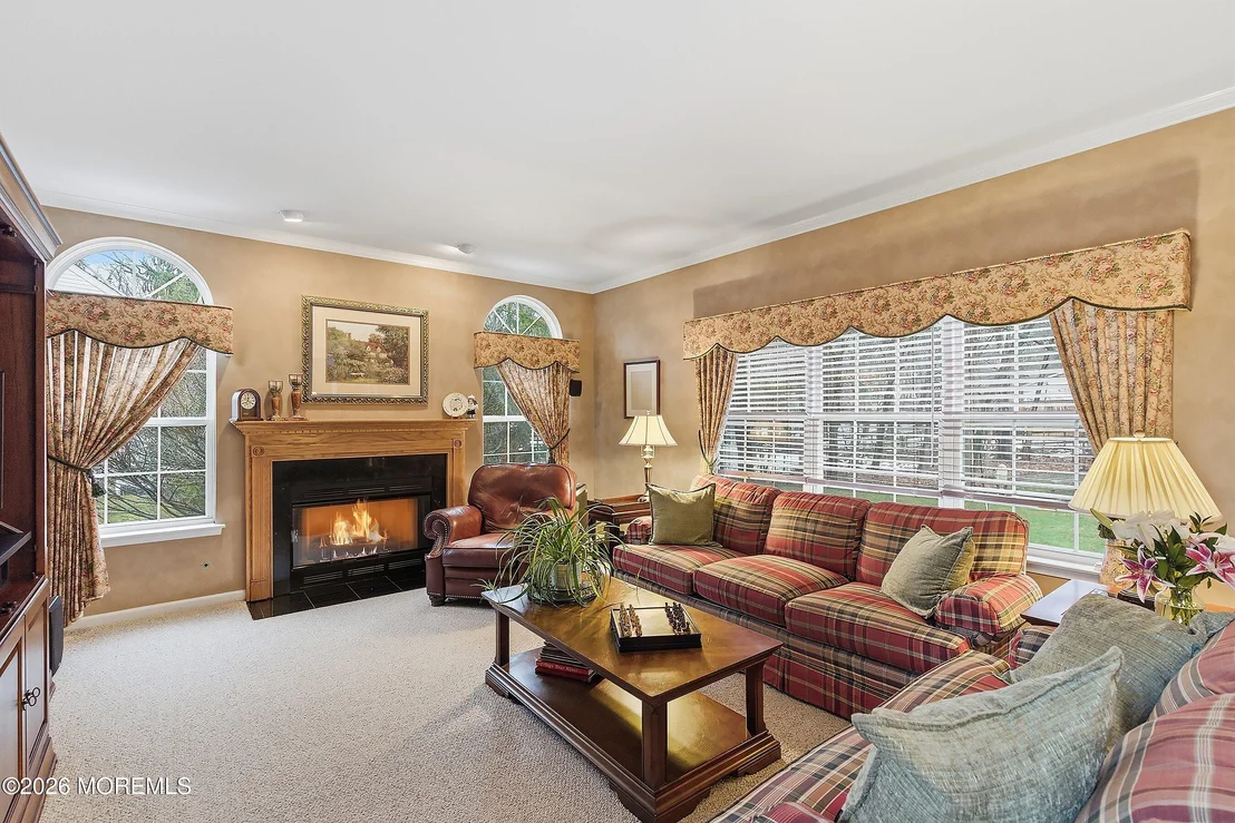 Photo of 433 Meadowood Road