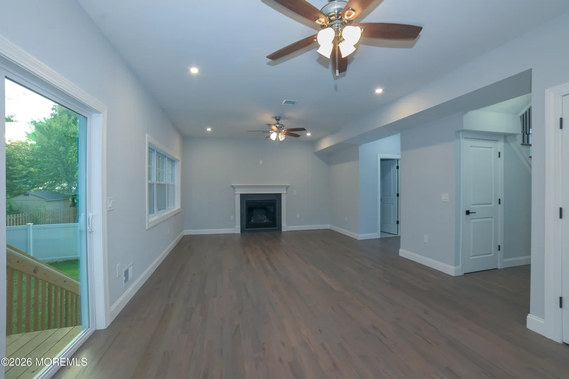 Photo of 128 Center Avenue