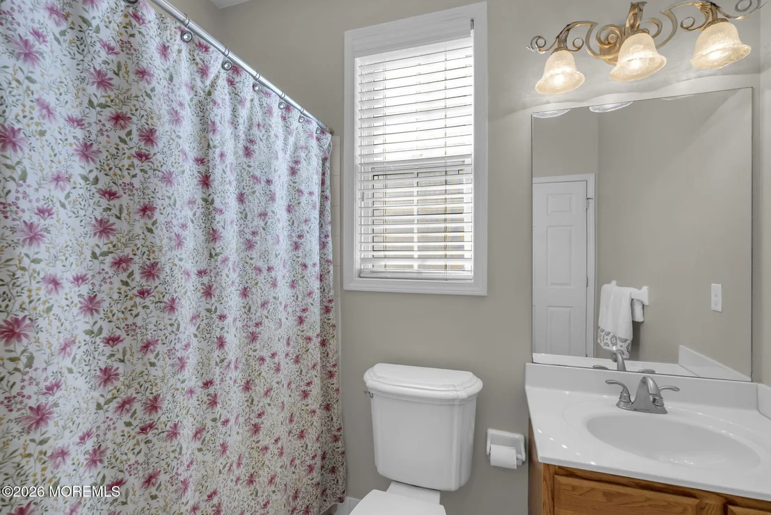 Photo of 18 Inkberry Lane