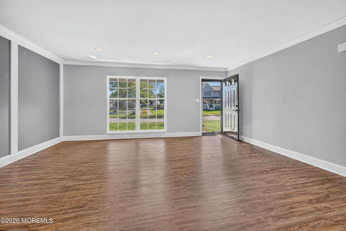 Photo of 370 Elm Lane