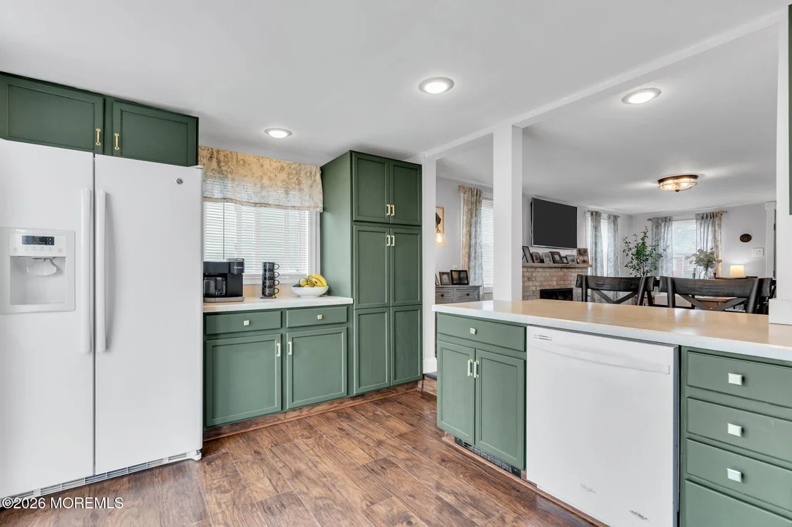 Photo of 82 Clearwater Drive