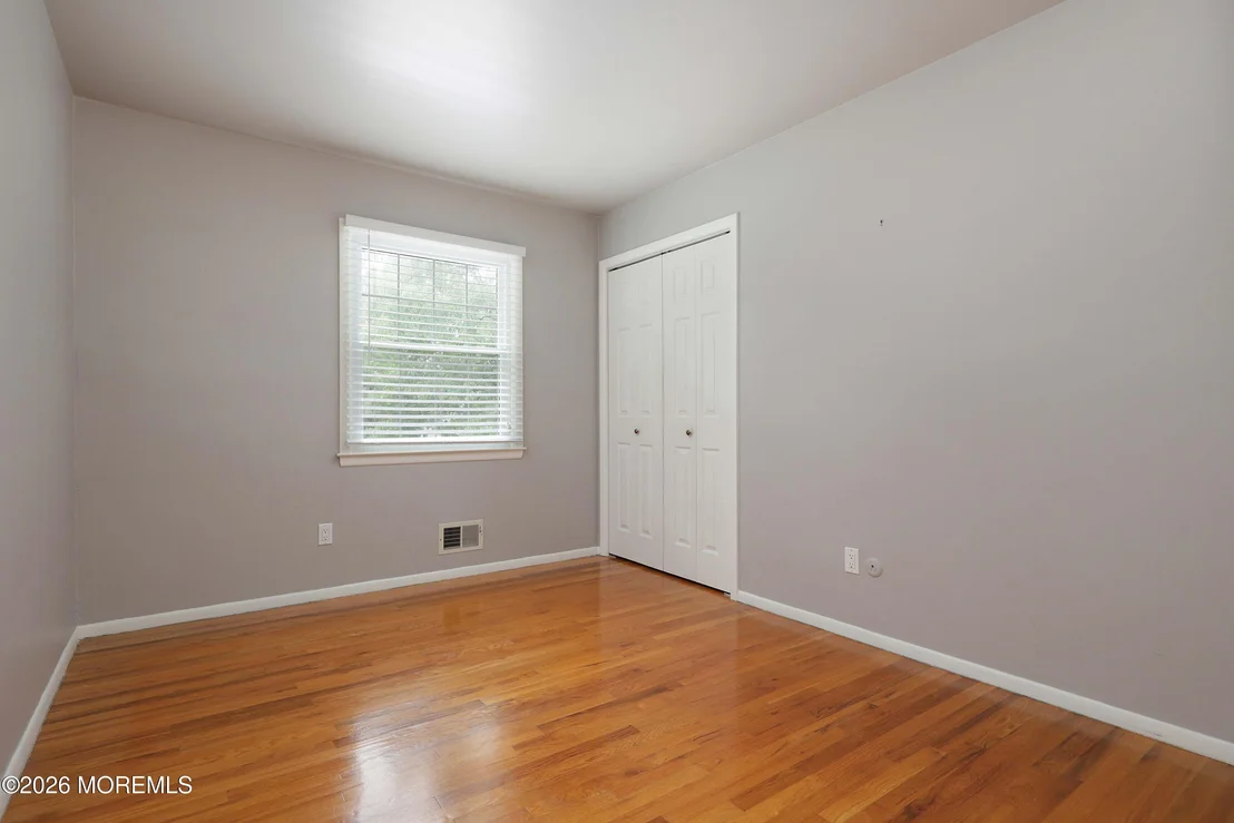 Photo of 514 Oakview Drive