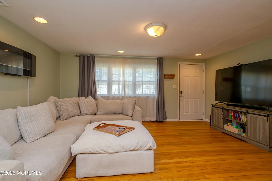 Photo of 535 Jackson Avenue