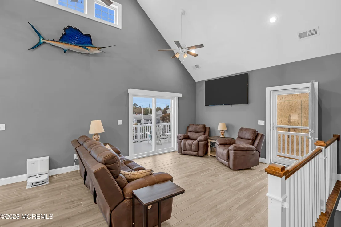 Photo of 1131 Beach Boulevard