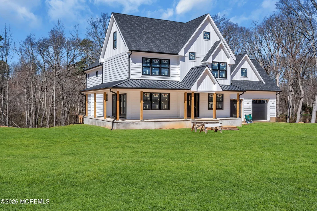 Photo of 104 Back Bone Hill Road