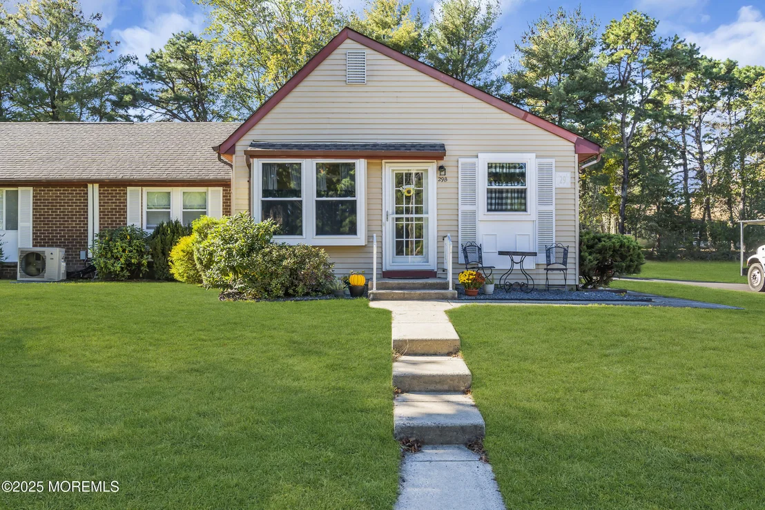 Photo of 29B Easton Drive