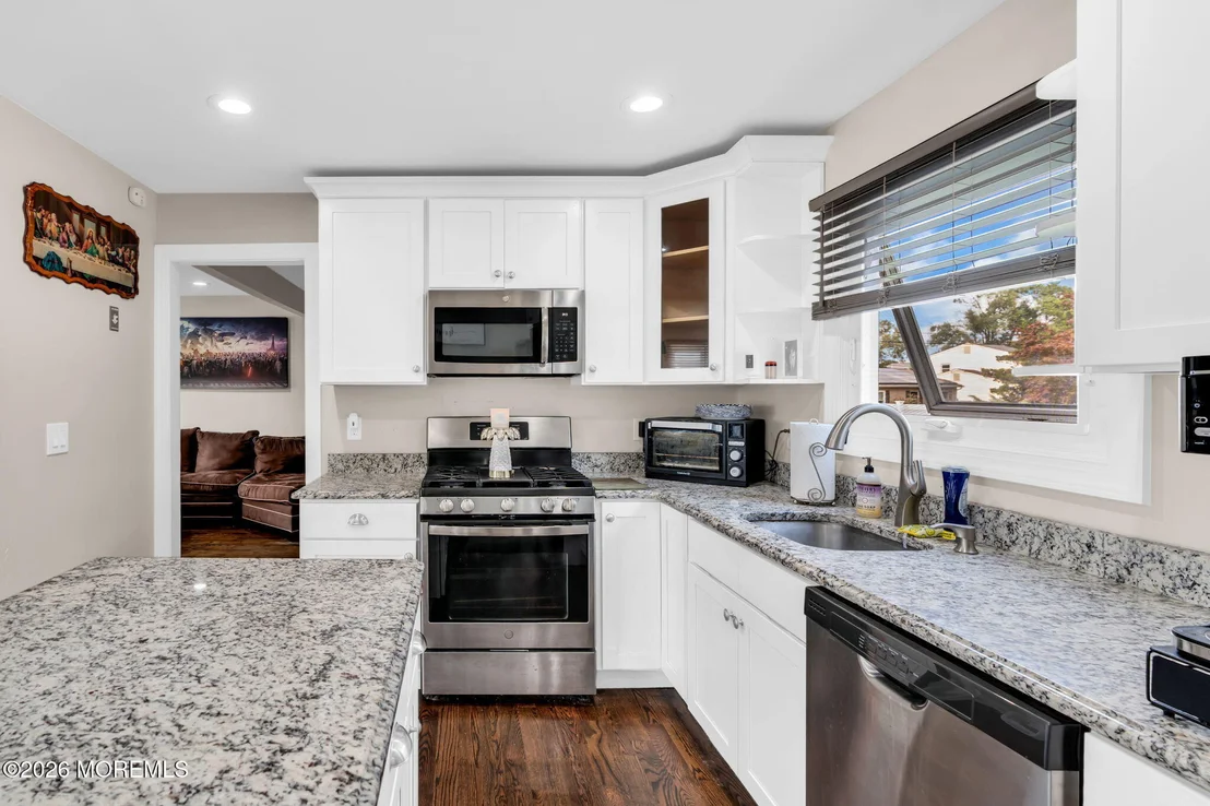 Photo of 390 Mamie Drive