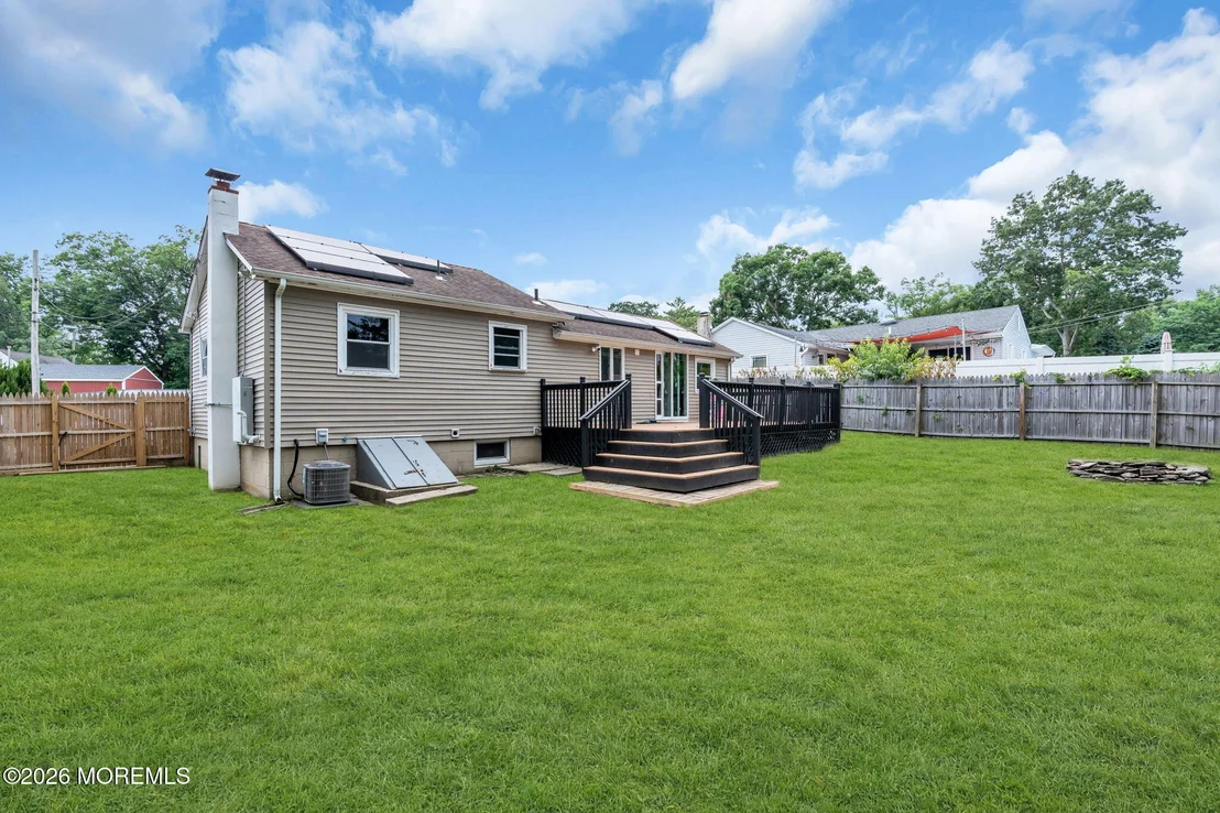 Photo of 1744 Whitcomb Road