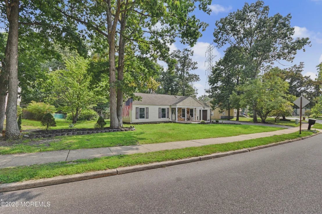 Photo of 35 Buckingham Drive