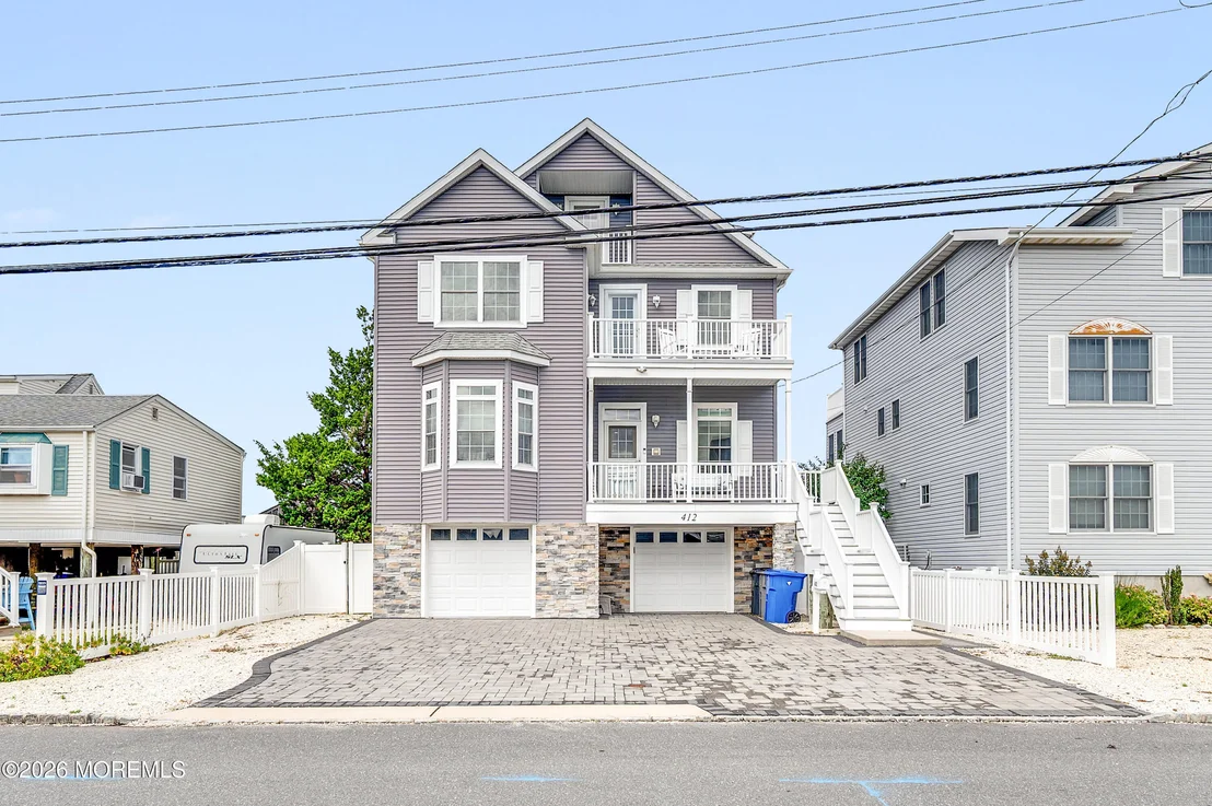 Photo of 412 6th Avenue