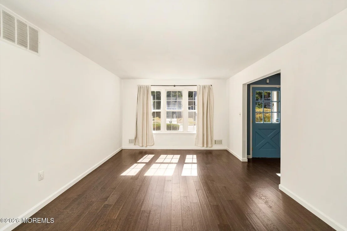Photo of 331 Ashford Road