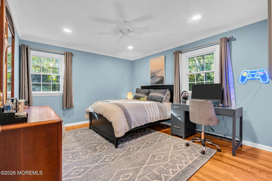 Photo of 17 Horicon Drive