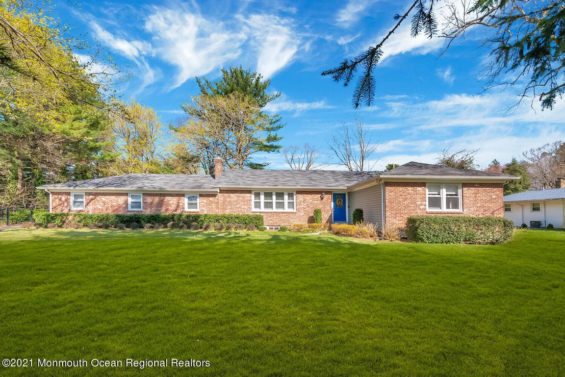 Photo of 407 Rumson Road