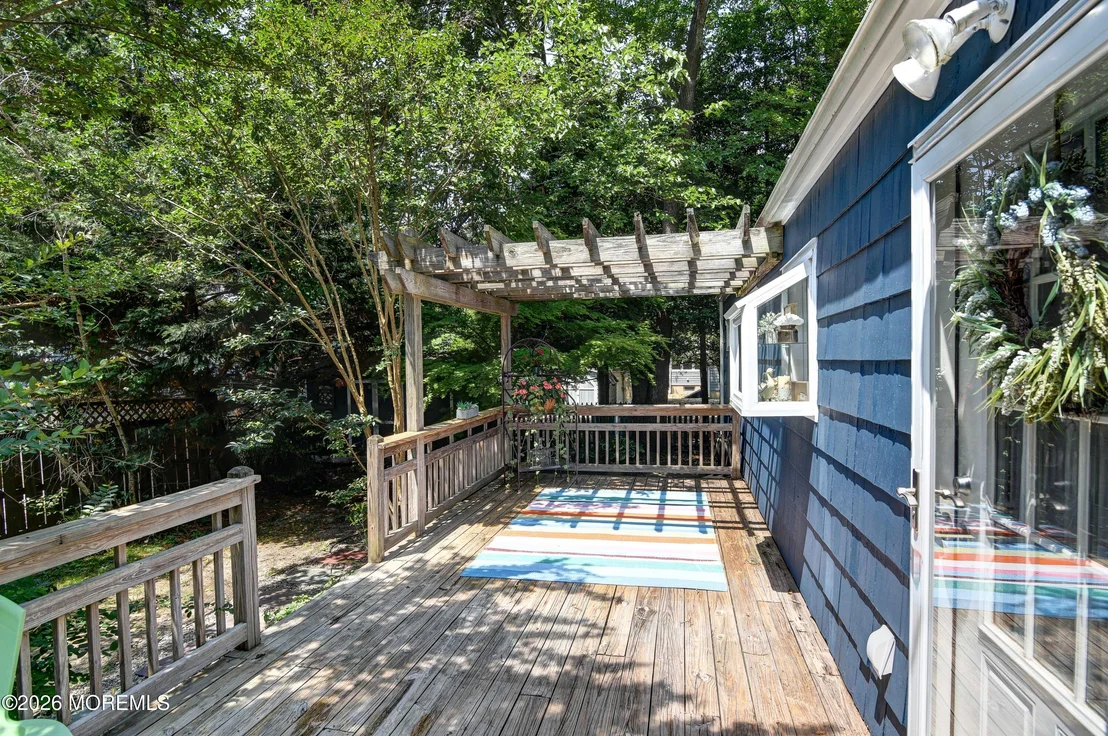 Photo of 309 Deerfoot Lane