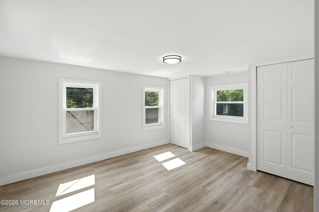 Photo of 164 Maple Avenue