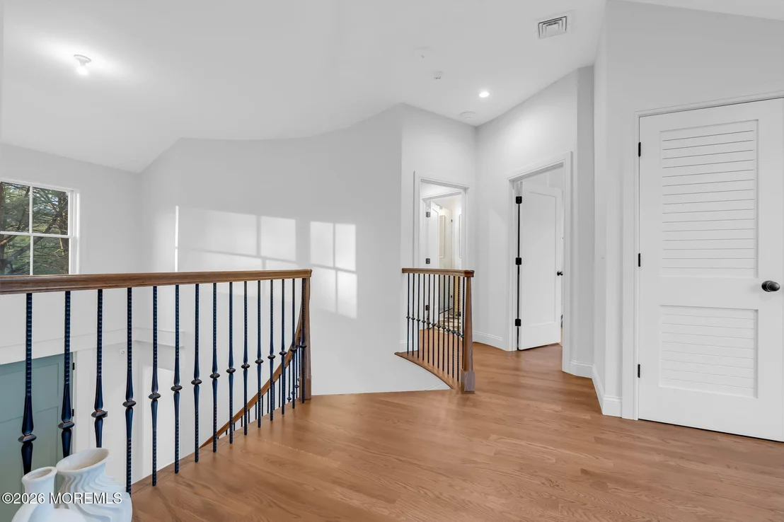 Photo of 181 Rumson Road