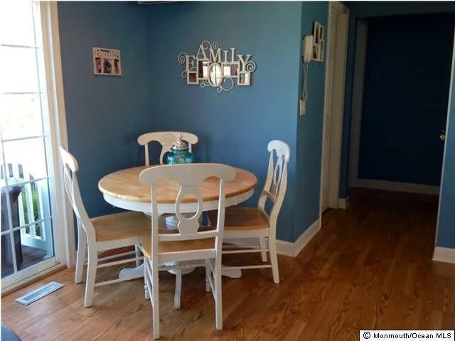 Photo of 838 Columbus Drive
