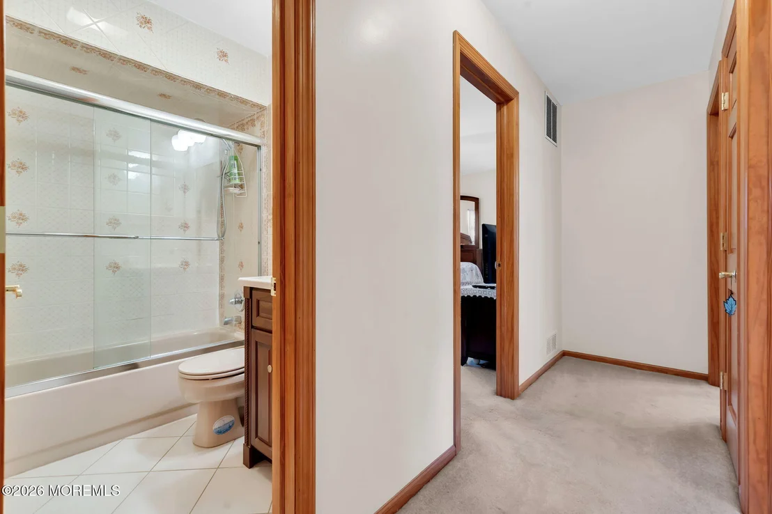 Photo of 52 Cresci Boulevard