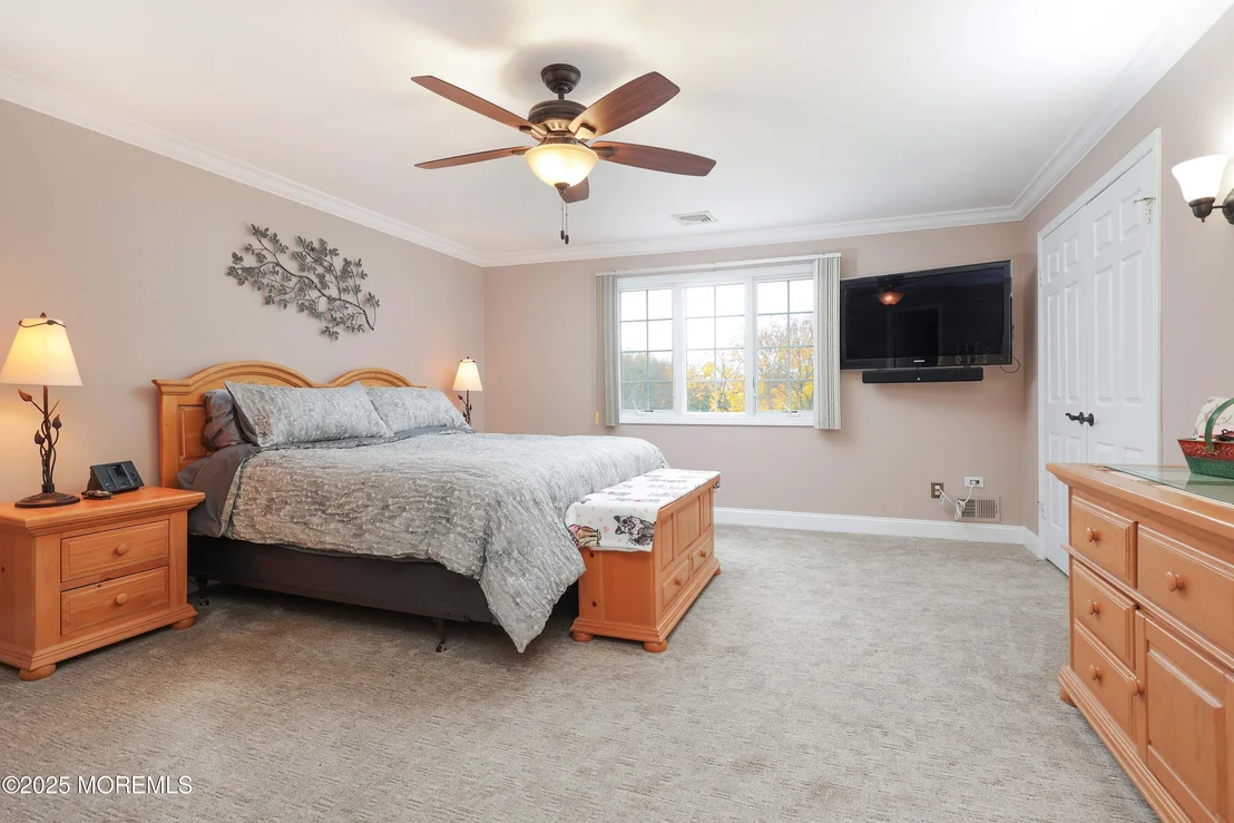 Photo of 2 Columbia Drive