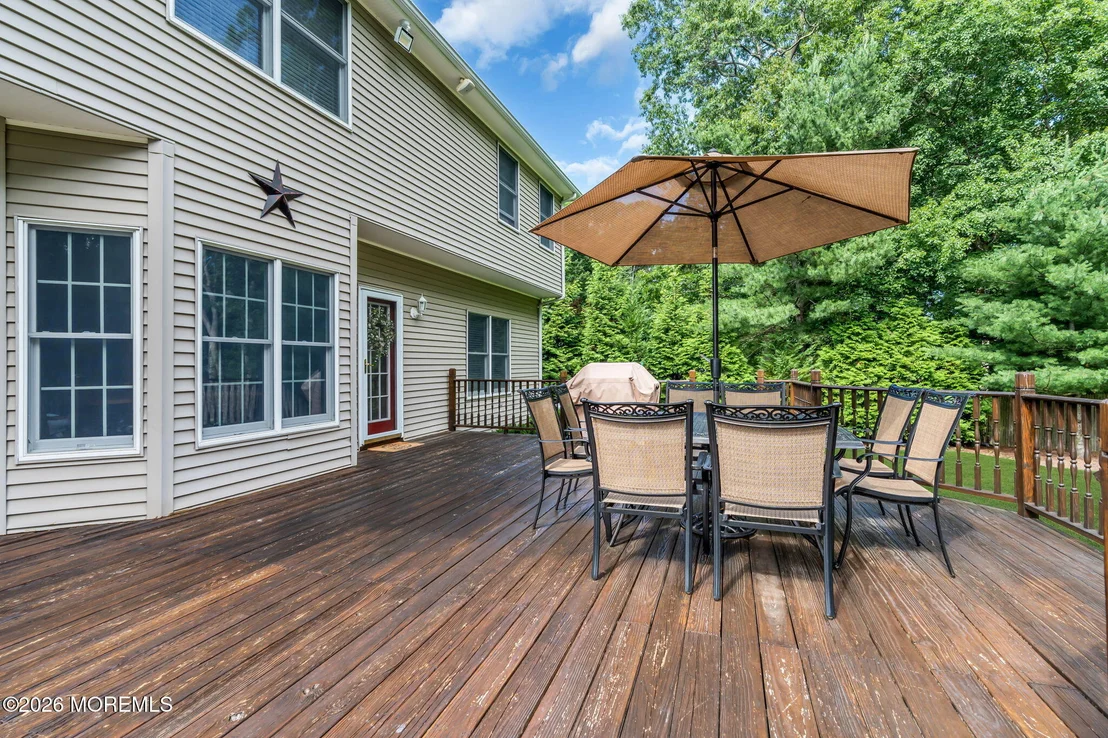 Photo of 2093 Overbrook Drive