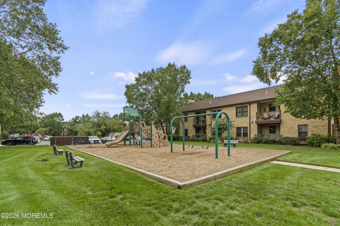 Photo of 303 Wellington PL