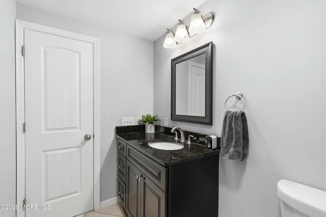 Photo of 1437 Jay Street