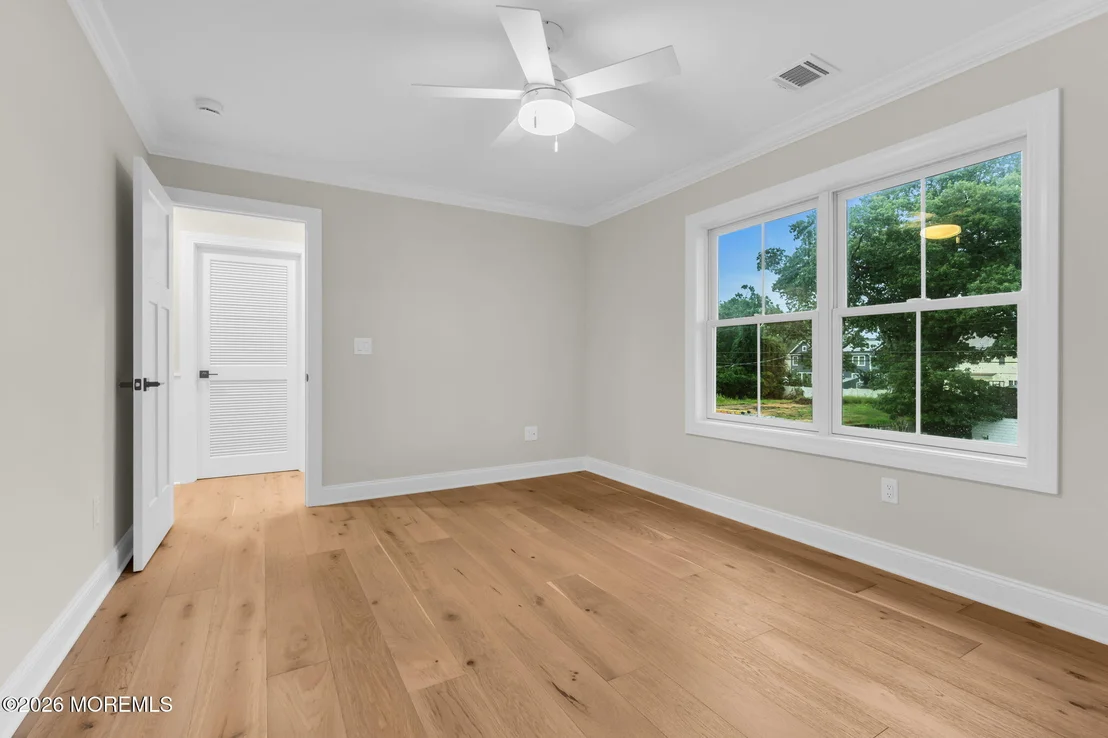 Photo of 1237 Benedict Street
