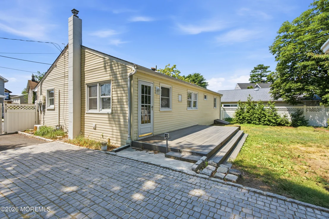 Photo of 5 Snyder Lane