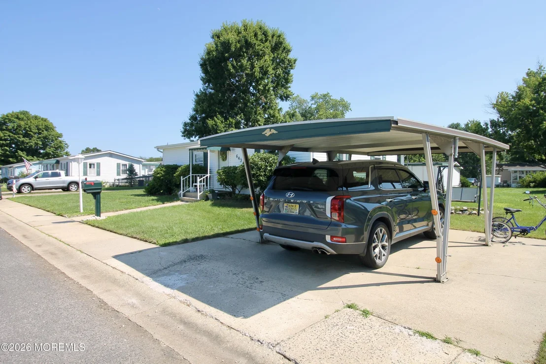Photo of 643 Dede Drive