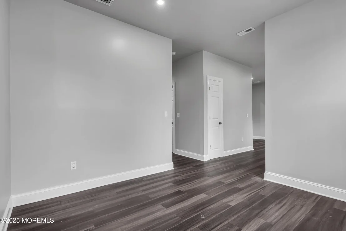 Photo of 21 Midship Drive