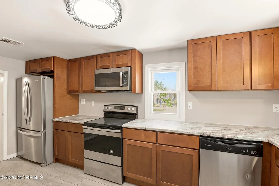 Photo of 517 Newtons Corner Road