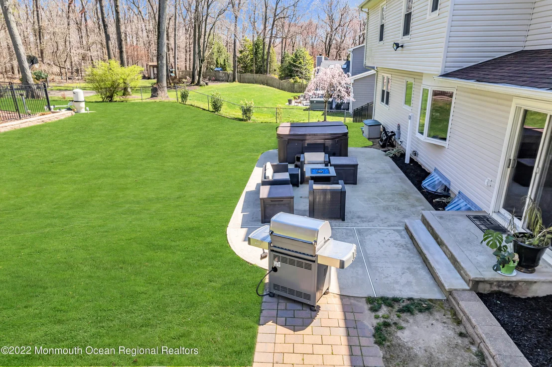Photo of 7 Algonquin Drive