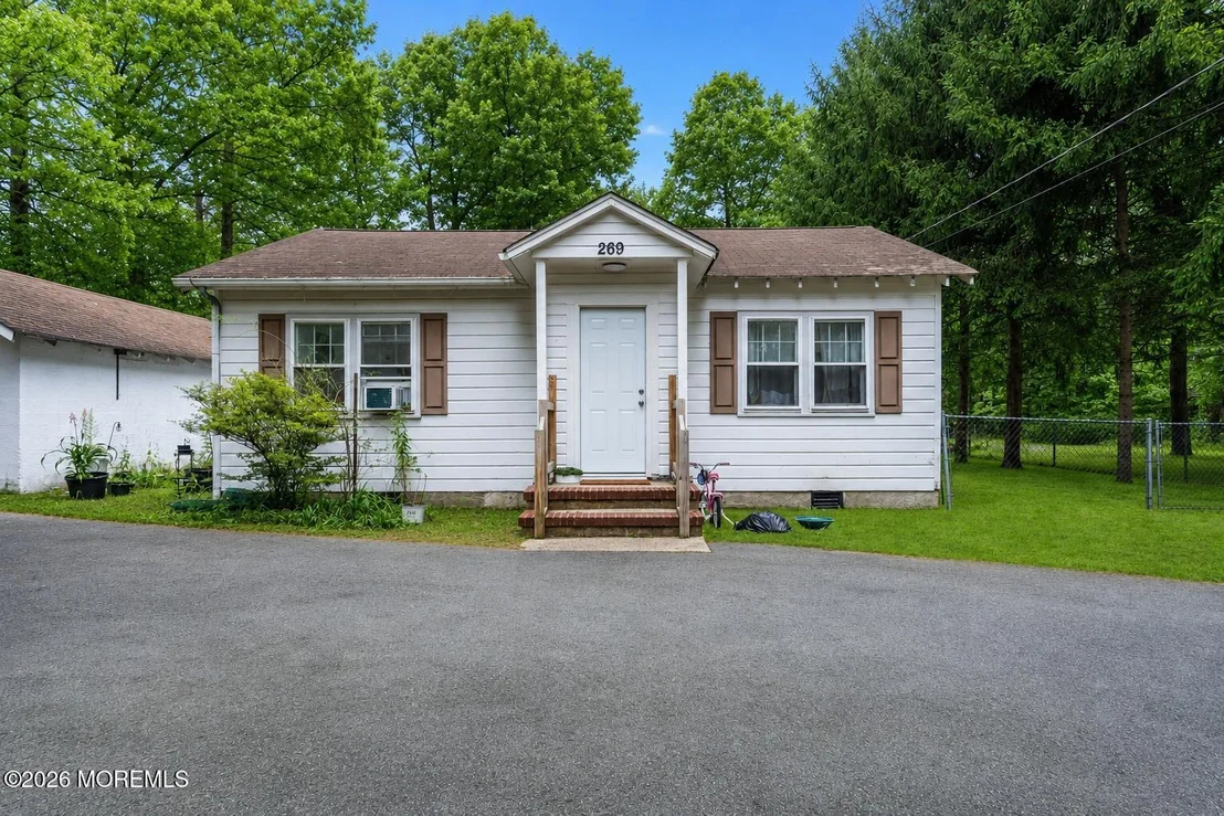 Photo of 269 Alexander Avenue