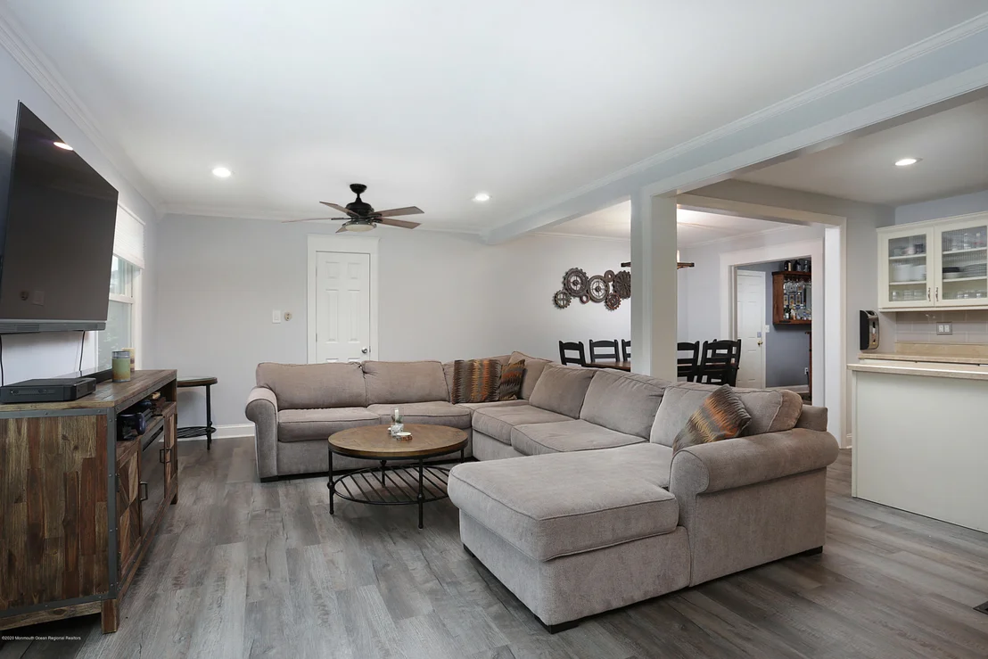 Photo of 188 Arizona Drive