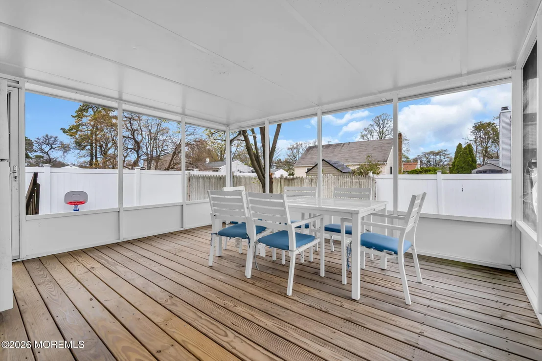 Photo of 305 Hudson Drive