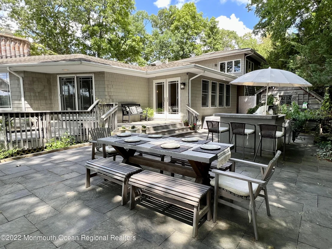 Photo of 2409 Riverside Terrace