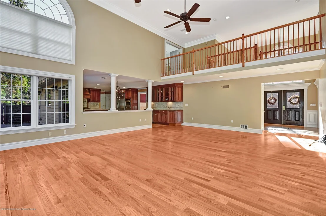 Photo of 7 Beverly Drive