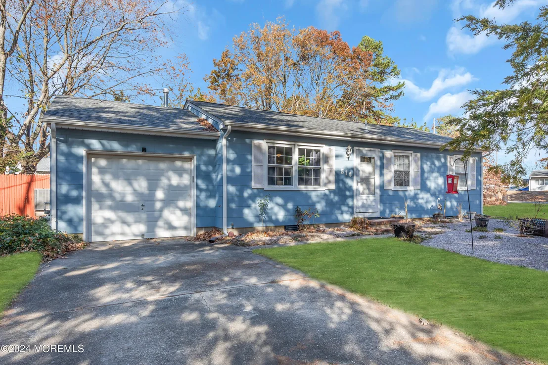 Photo of 512 N Shore Drive