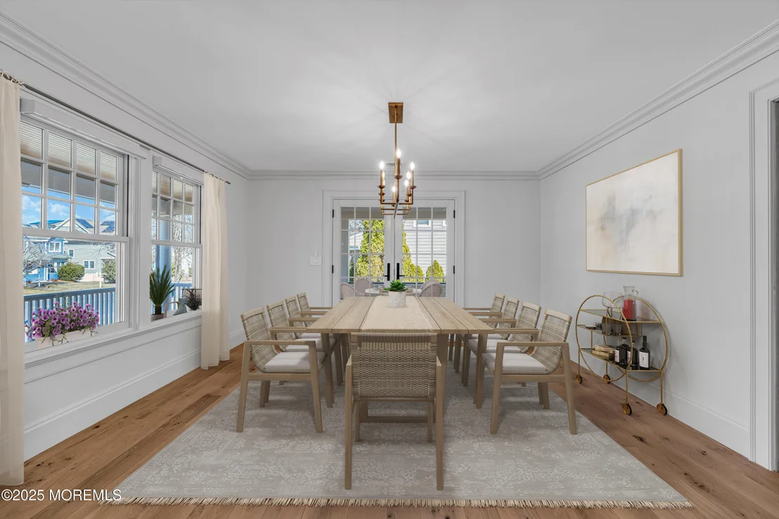 Photo of 327 South Boulevard