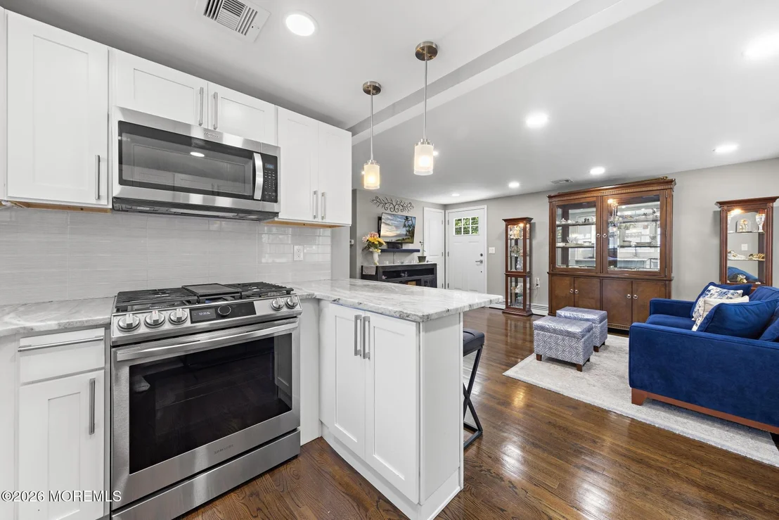 Photo of 337 Enterprise Drive