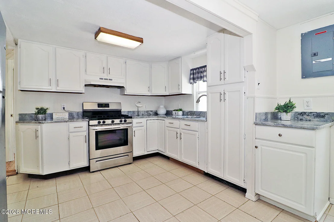 Photo of 1016 Waterview Way