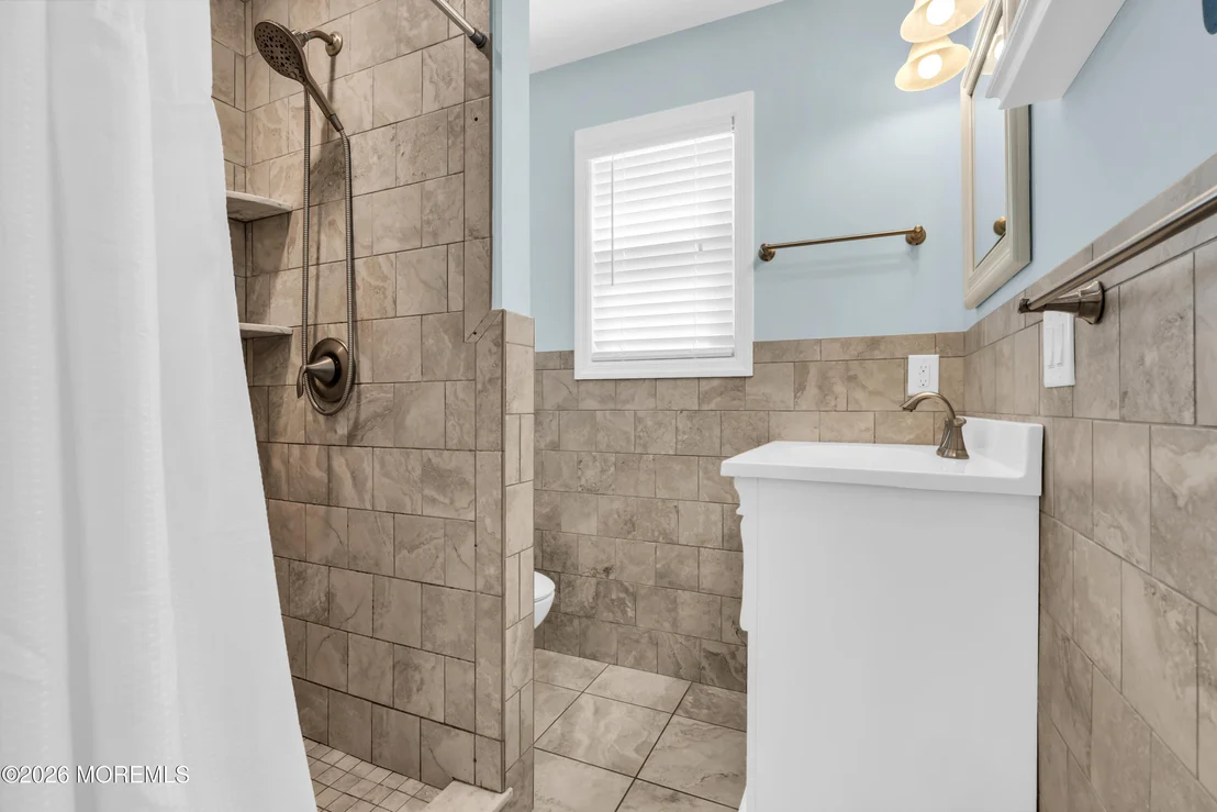 Photo of 210 Harbor Drive