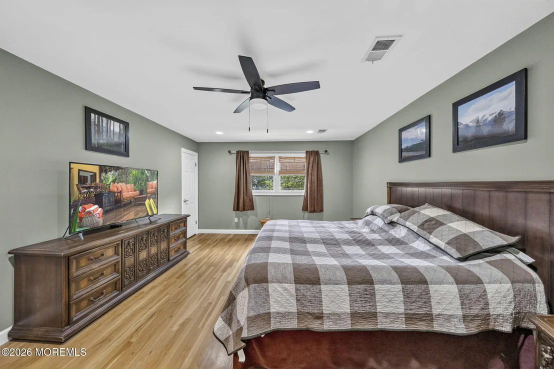 Photo of 146 Juniper Drive