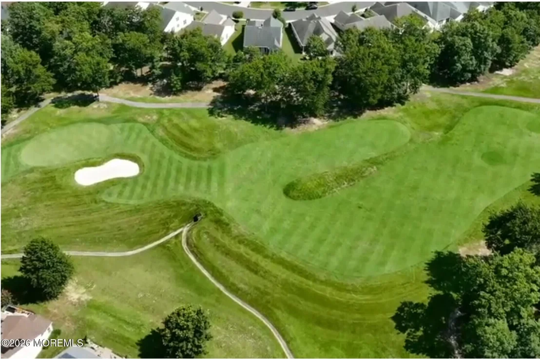 Photo of 16 Bay Hill Road
